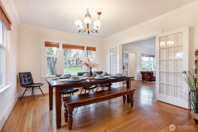 2821 Cornwall Avenue, Bellingham, WA 98225