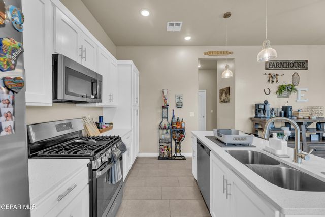 13865 Paseo Celeste Drive, Horizon City, TX 79928