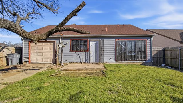 815 Apache, Dallas, TX 75217