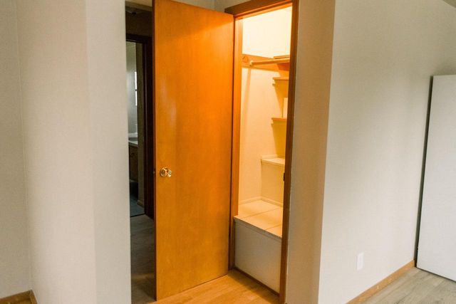 1457 BOND STREET, Green Bay, WI 54303