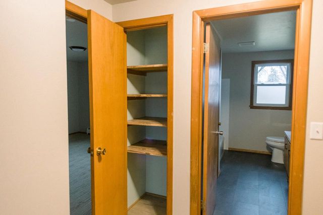 1457 BOND STREET, Green Bay, WI 54303