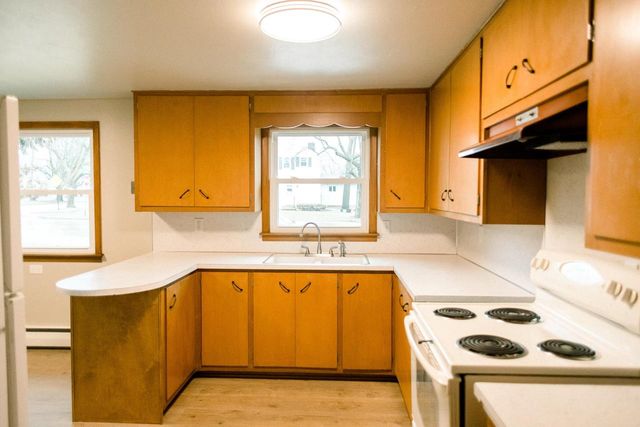 1457 BOND STREET, Green Bay, WI 54303