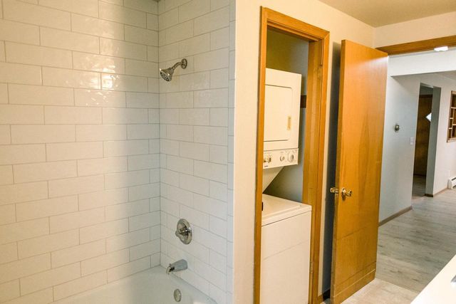 1457 BOND STREET, Green Bay, WI 54303