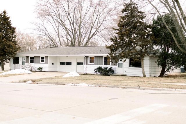 1457 BOND STREET, Green Bay, WI 54303