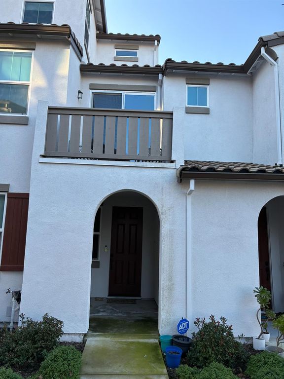 4479 Corse Walk, Sacramento, CA 95834