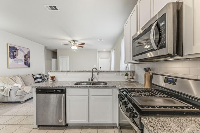 25843 Hickory Pecan Trail, Tomball, TX 77375