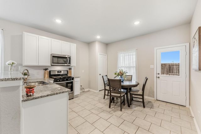 25843 Hickory Pecan Trail, Tomball, TX 77375