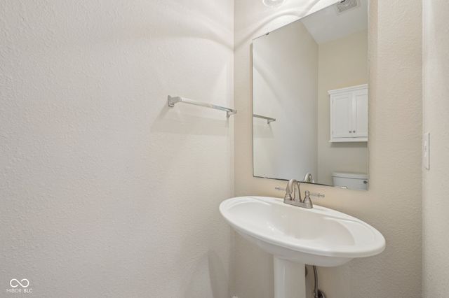 15557 Bowie Drive, Westfield, IN 46074