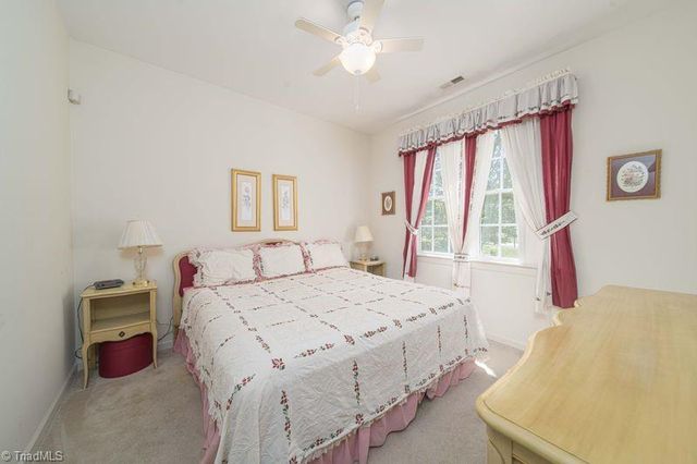 1225 Avery Way, Kernersville, NC 27284