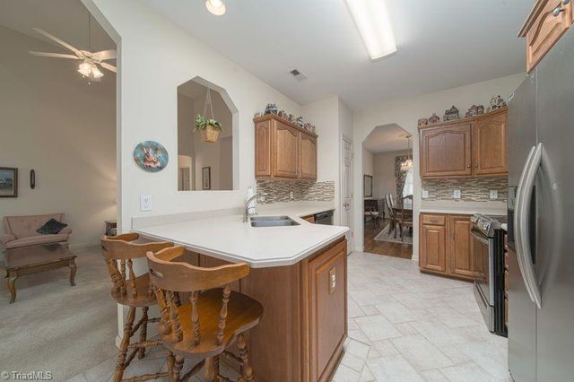 1225 Avery Way, Kernersville, NC 27284