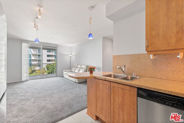 267 S San Pedro Street 320, Los Angeles, CA 90012