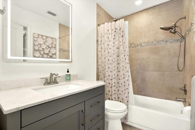 9209 SEMINOLE BOULEVARD 65, Seminole, FL 33772