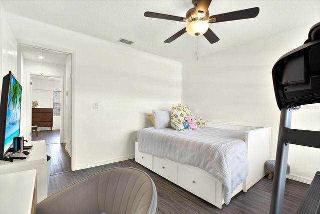 9209 SEMINOLE BOULEVARD 65, Seminole, FL 33772