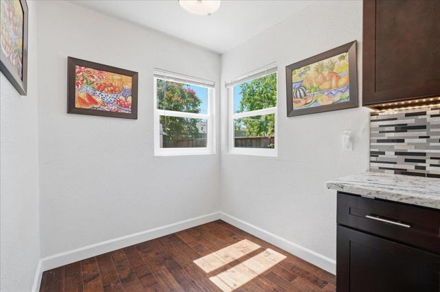 1545 35th St, Sacramento, CA 95816