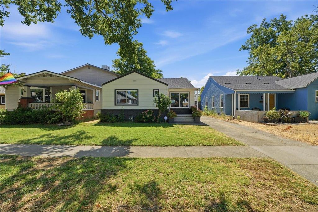1545 35th St, Sacramento, CA 95816