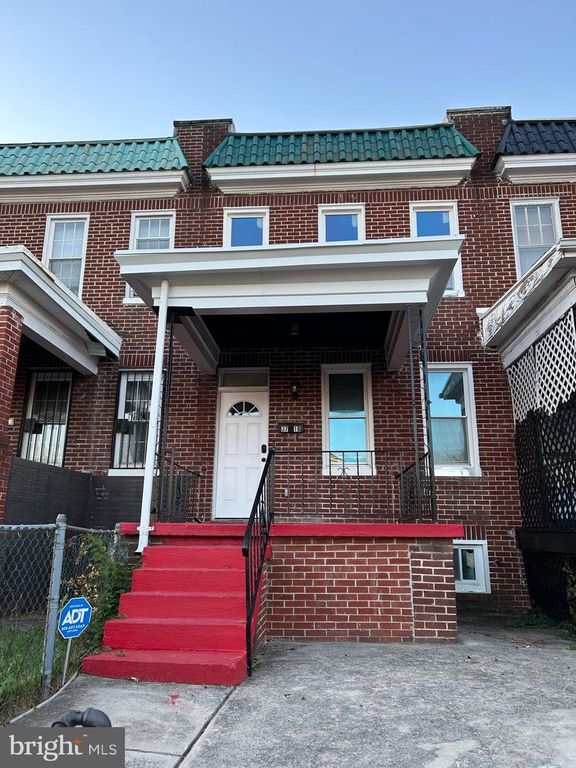 3716 HAYWARD AVE, Baltimore, MD 21215