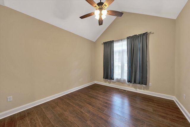 165 Peninsula DR, Moneta, VA 24121