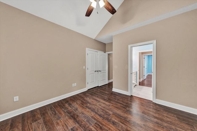 165 Peninsula DR, Moneta, VA 24121