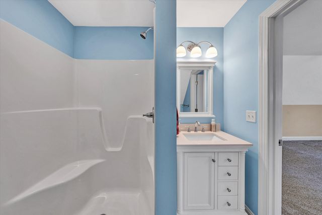 165 Peninsula DR, Moneta, VA 24121