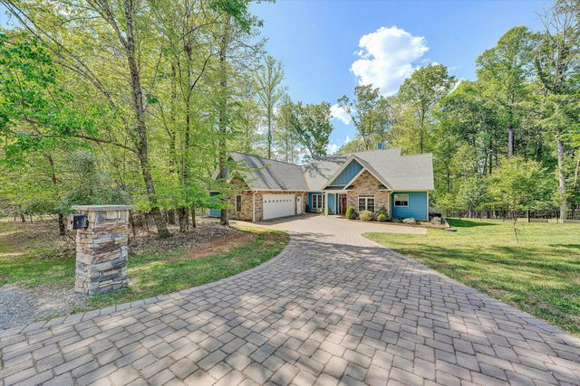 165 Peninsula DR, Moneta, VA 24121