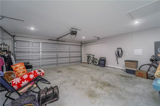 301 Bottlebrush Walk, Brunswick, GA 31525