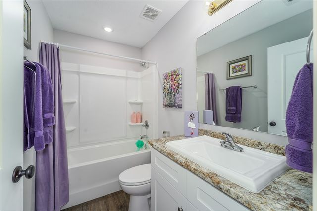 301 Bottlebrush Walk, Brunswick, GA 31525