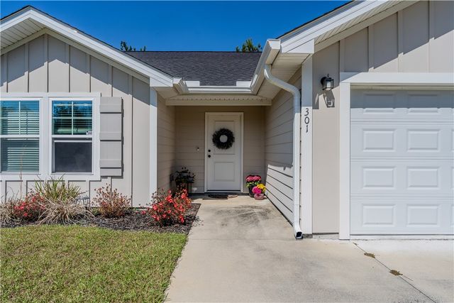 301 Bottlebrush Walk, Brunswick, GA 31525