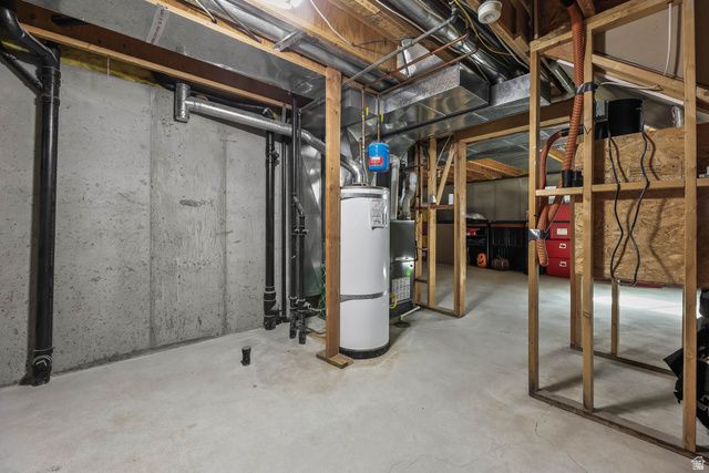 2022 E TALL PINES WAY, Sandy, UT 84092