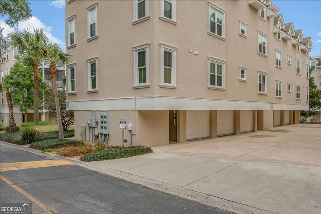 118 Shady Brook Circle 101, St. Simons, GA 31522