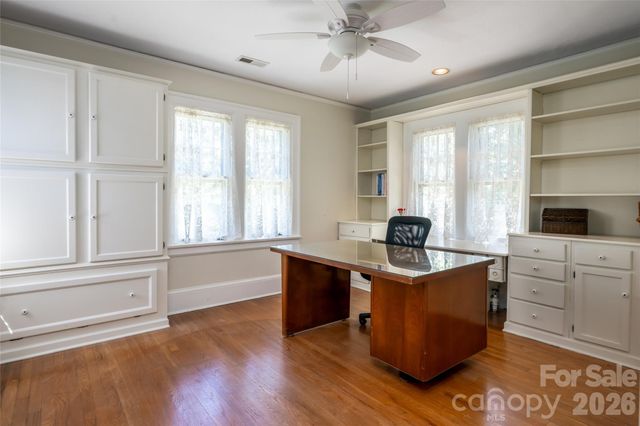 17 Lynwood Road, Asheville, NC 28804