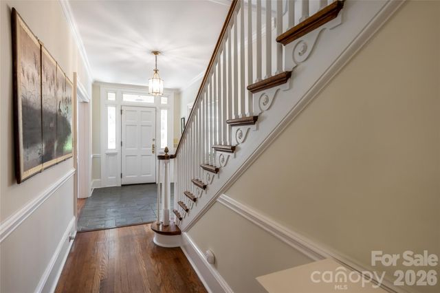 17 Lynwood Road, Asheville, NC 28804