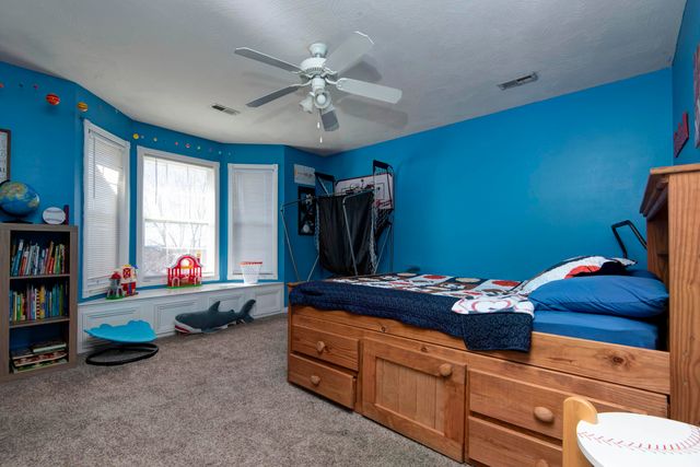 2063 W Melbourne Court, Springfield, MO 65810