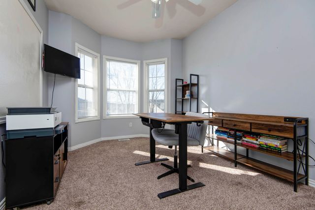 2063 W Melbourne Court, Springfield, MO 65810