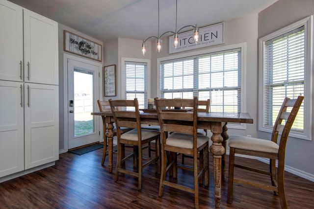 2063 W Melbourne Court, Springfield, MO 65810