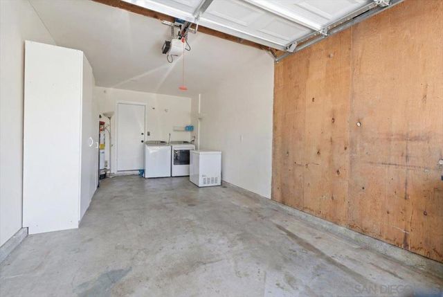 503 Smoketree Glen, Escondido, CA 92026