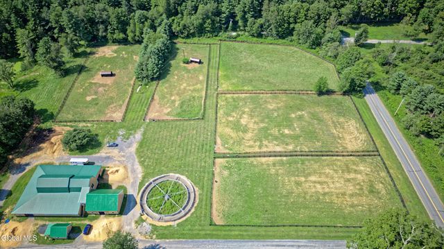 100 Howe Road, Greenfield, NY 12833