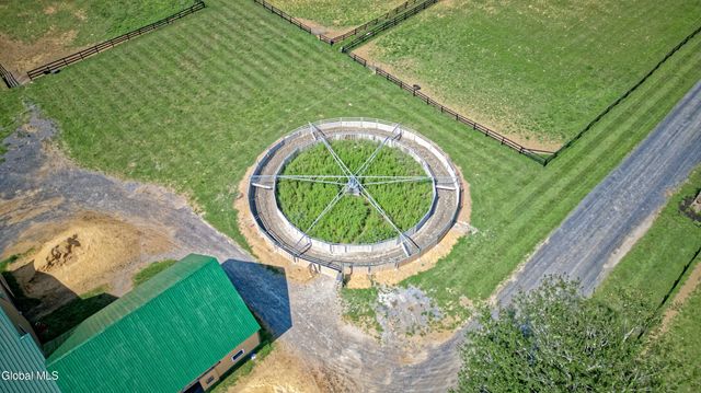 100 Howe Road, Greenfield, NY 12833