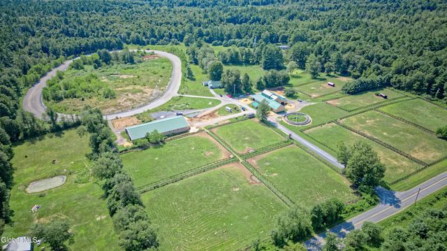 100 Howe Road, Greenfield, NY 12833