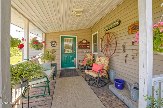 100 Howe Road, Greenfield, NY 12833