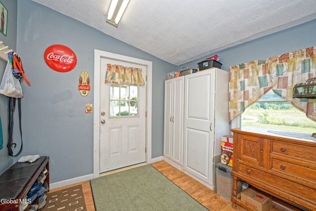 100 Howe Road, Greenfield, NY 12833