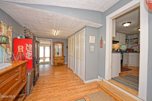 100 Howe Road, Greenfield, NY 12833