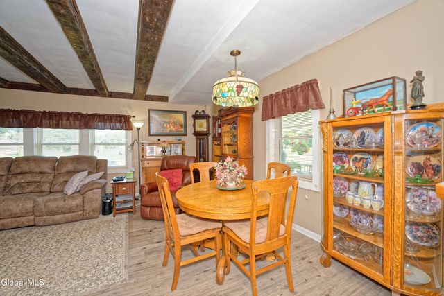 100 Howe Road, Greenfield, NY 12833