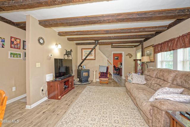 100 Howe Road, Greenfield, NY 12833