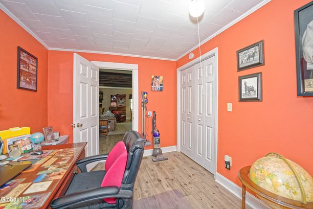 100 Howe Road, Greenfield, NY 12833