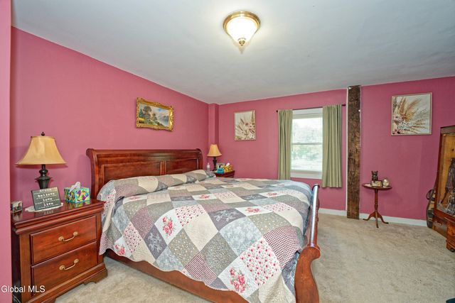 100 Howe Road, Greenfield, NY 12833