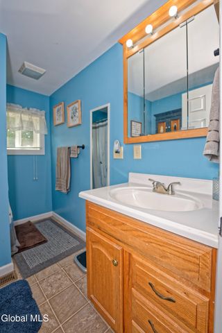 100 Howe Road, Greenfield, NY 12833