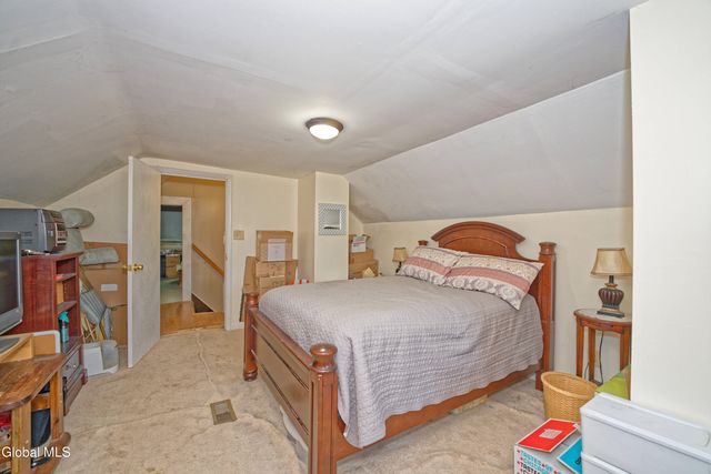 100 Howe Road, Greenfield, NY 12833