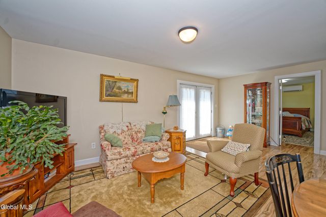 100 Howe Road, Greenfield, NY 12833