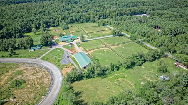 100 Howe Road, Greenfield, NY 12833