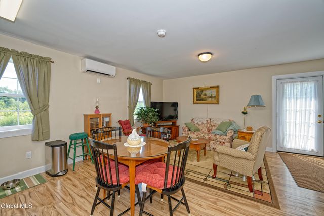 100 Howe Road, Greenfield, NY 12833